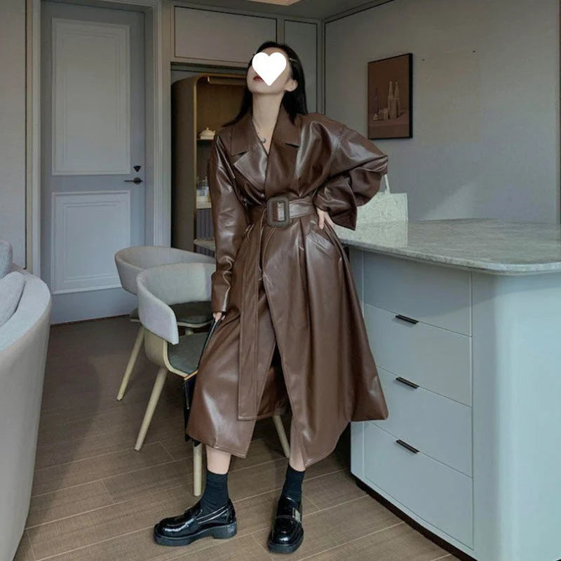 Fitted Mid-Length Leather Trench Coat with Belt and Classic Lapels 4