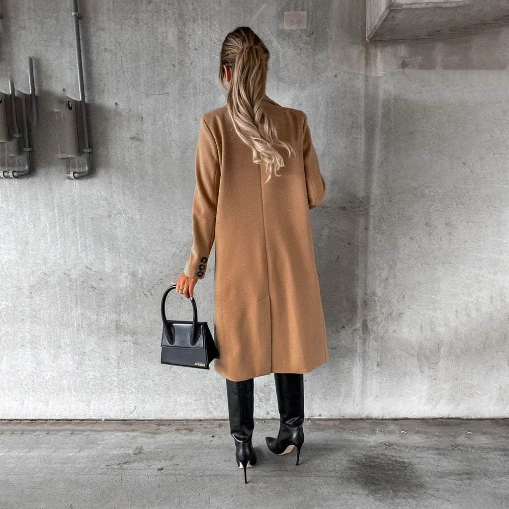 Fitted Women's Winter Trench Coat with Double Button Closure and Belt 2