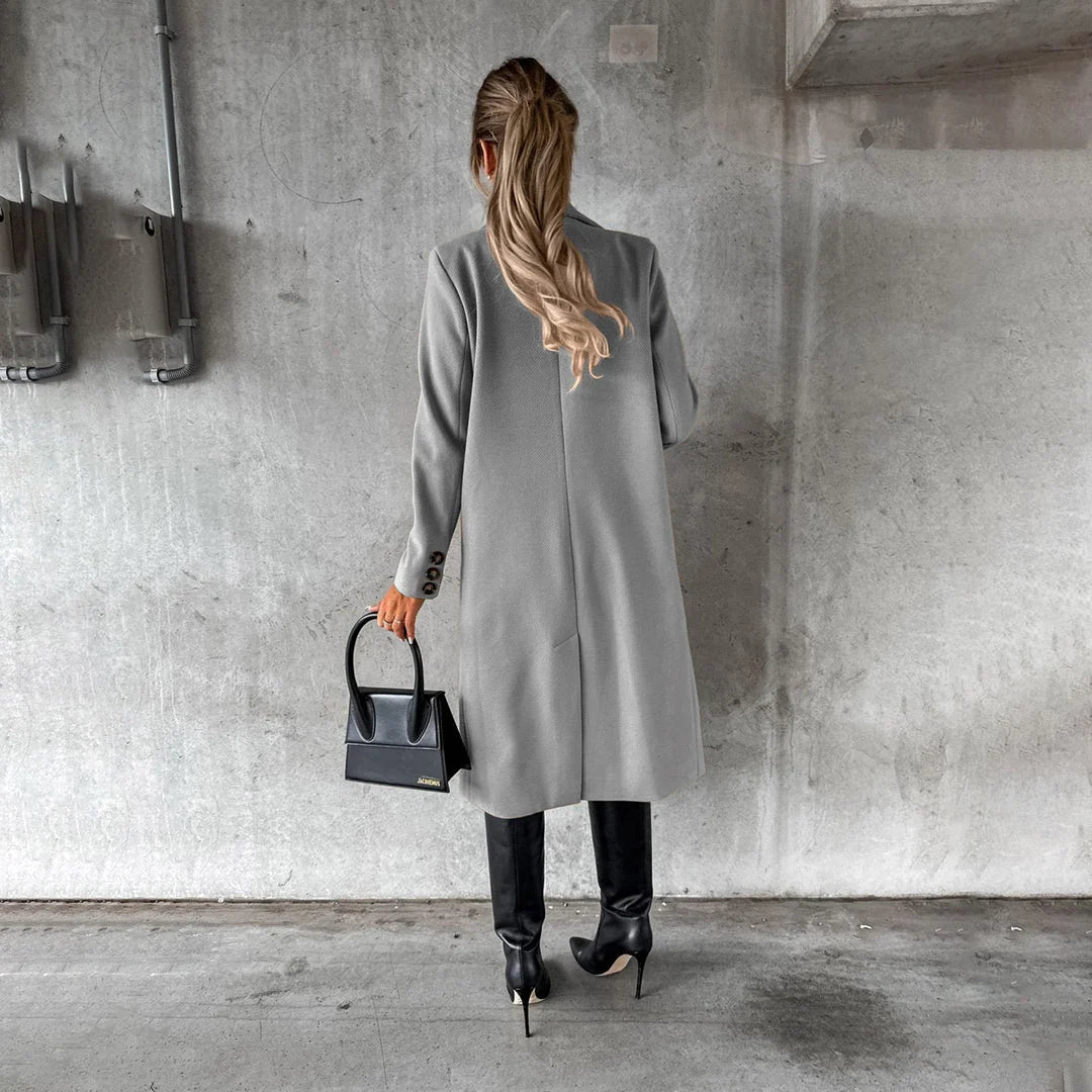 Fitted Women's Winter Trench Coat with Double Button Closure and Belt 3