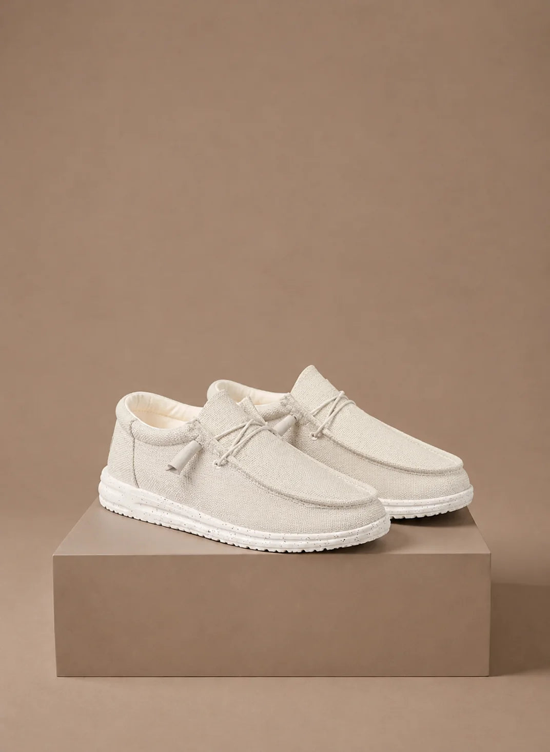 Men's Lightweight Breathable Linen Slip-On Loafers for Warm Weather 1
