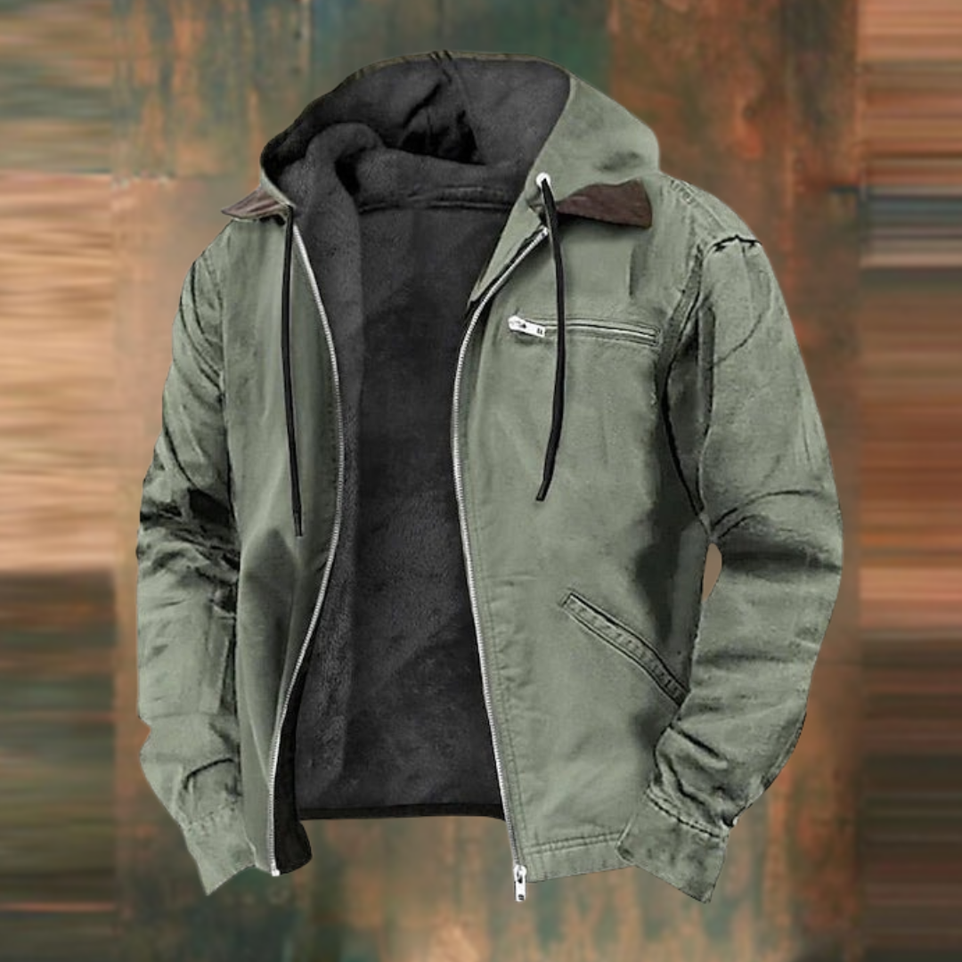Men's lightweight hooded zip-up jacket featuring secure pockets, perfect for outdoor activities and casual wear. 2