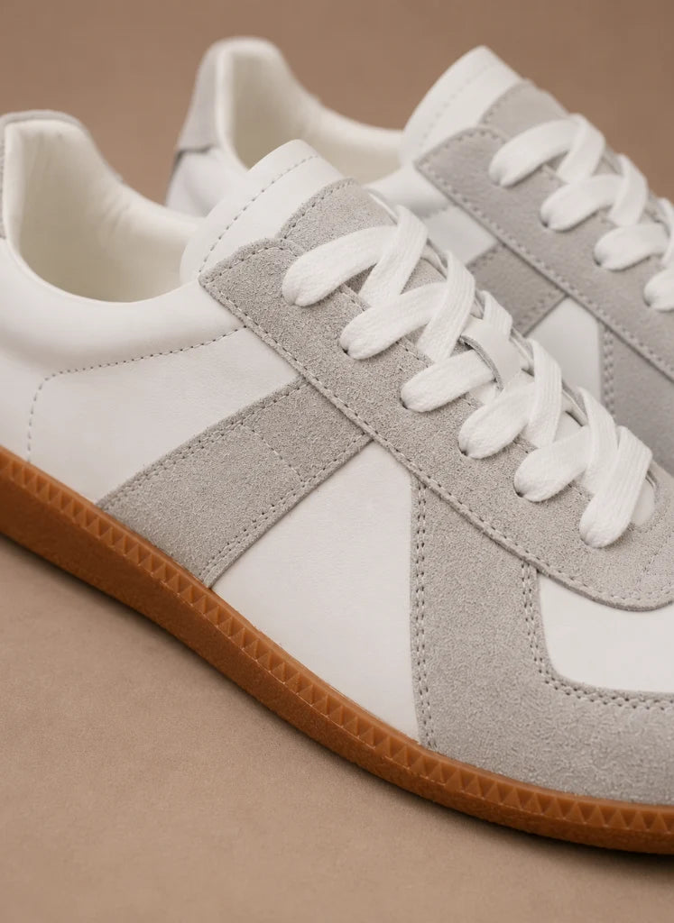 Men's Lightweight Low-Top Sneakers with Suede-Inspired Panels 4