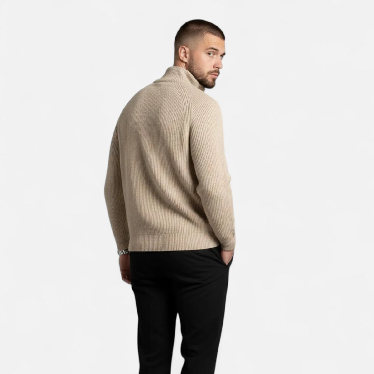 Men's Loose-Fit Knitted Sweater in Soft Fine-Knit Fabric 2