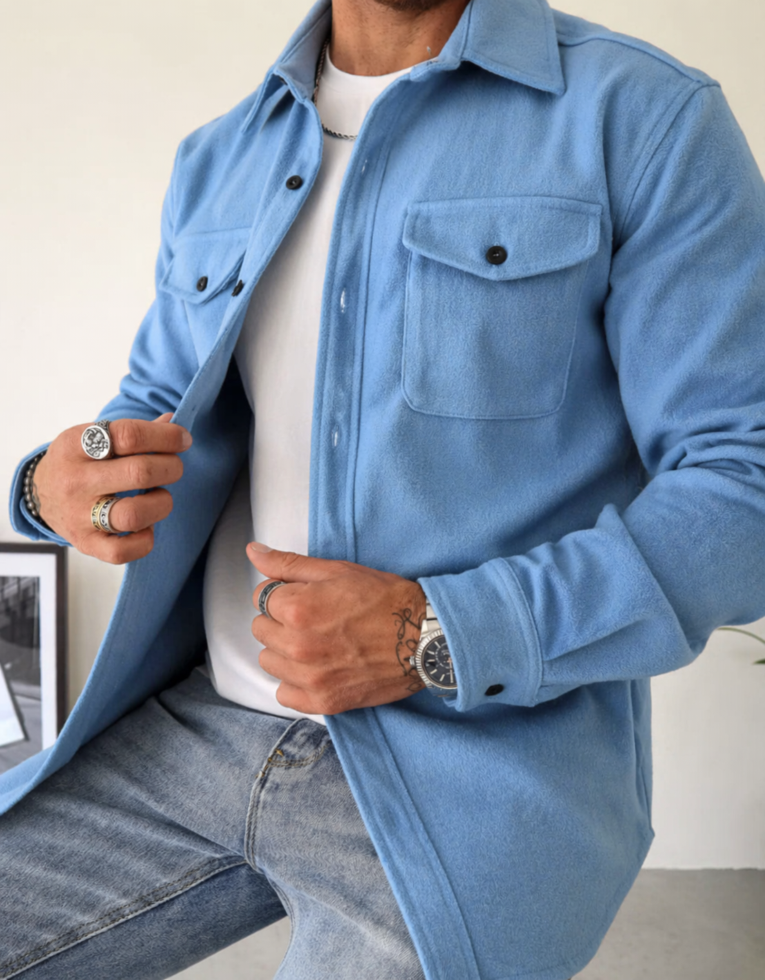 Men's regular fit button-up overshirt jacket featuring chest pockets, perfect for layering and casual outings. 8