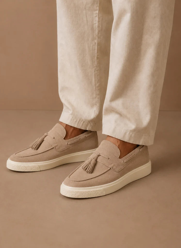 Men's Suede Loafers with Tassel Detail and Lightweight Sole 1