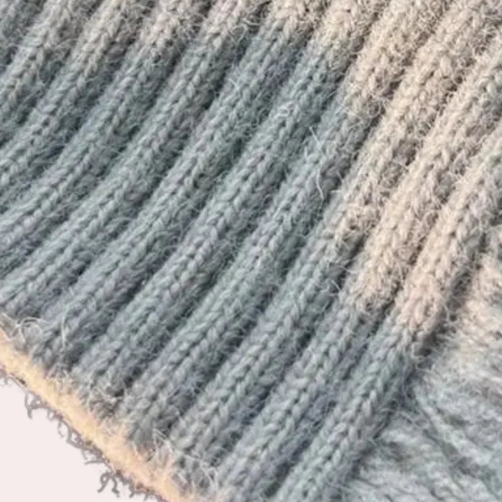 Oversized Men's Crew Neck Sweater with Unique Print Detail 3