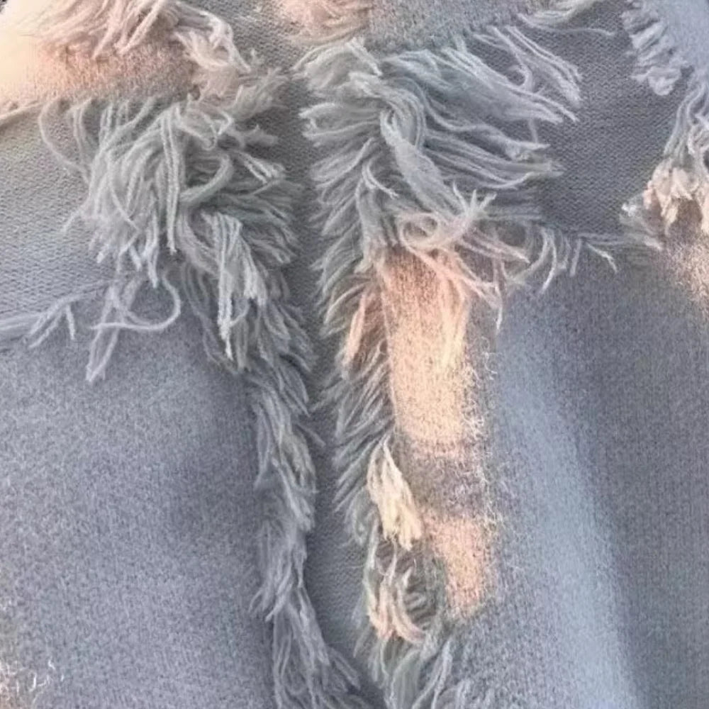 Oversized Men's Crew Neck Sweater with Unique Print Detail 4