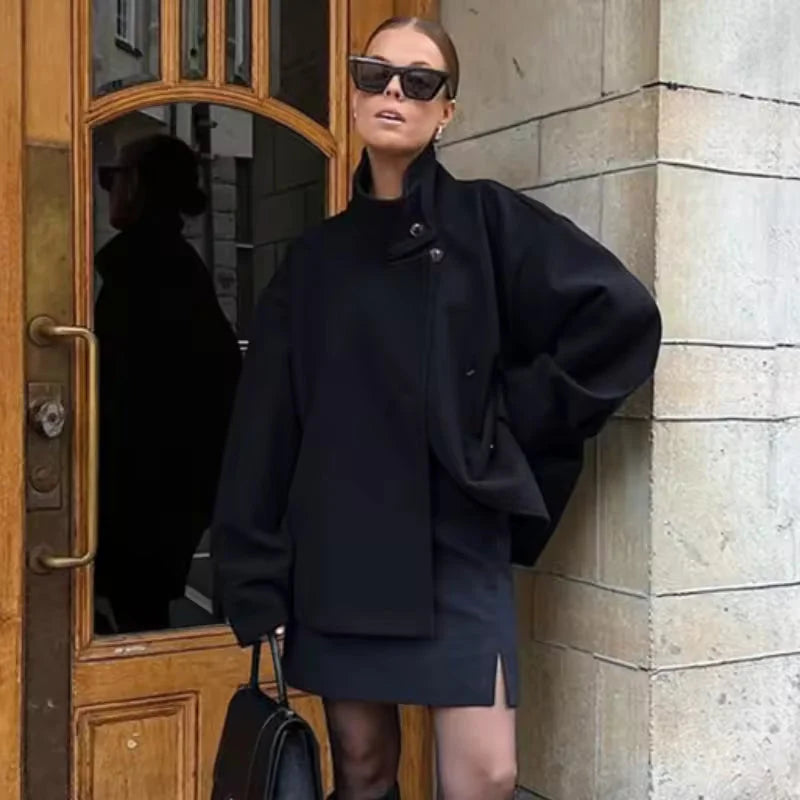 Oversized Short Women's Coat with Button Closure for Versatile Styling 6