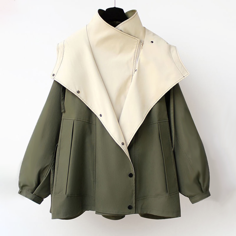 Two-Tone Short Hooded Jacket