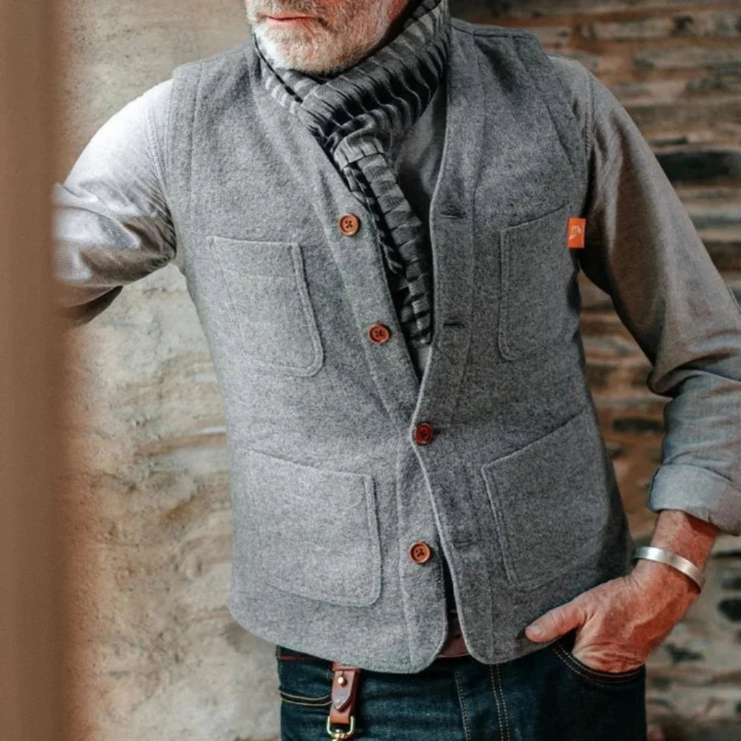 Tailored Traditional Men's Waistcoat with Multiple Pockets 2