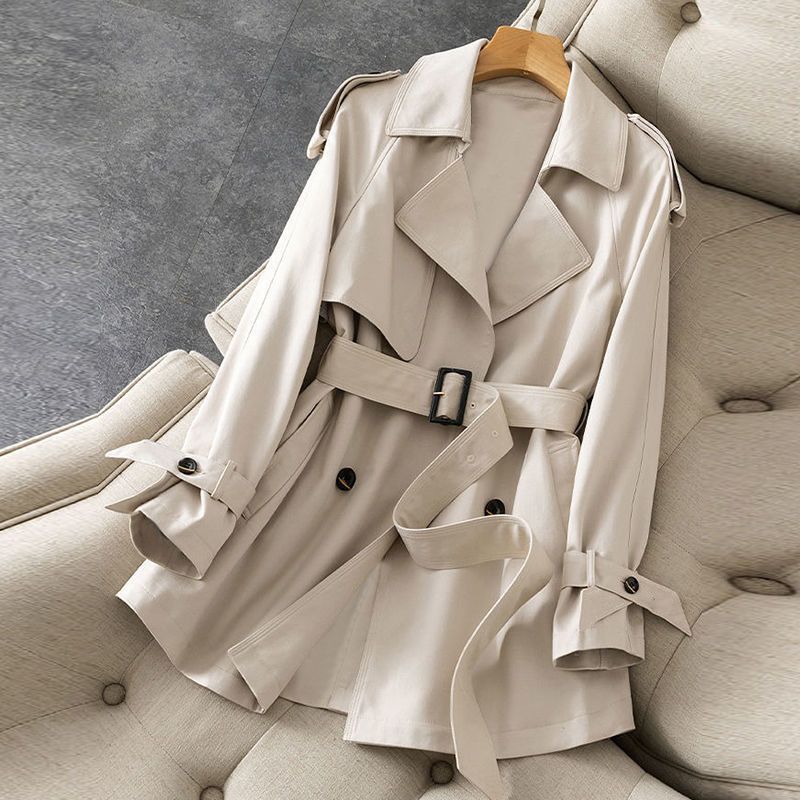 Tailored Trench Coat with Lapel Collar and Adjustable Belt 4