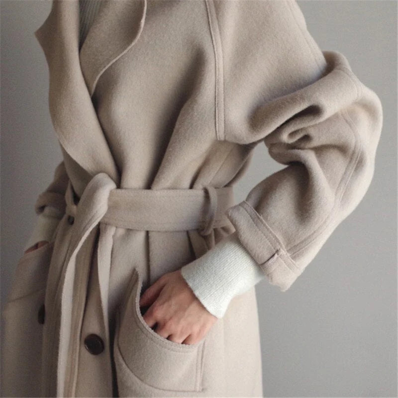 Tailored Wool Blend Black Trench Coat for Women - Winter Essential 1