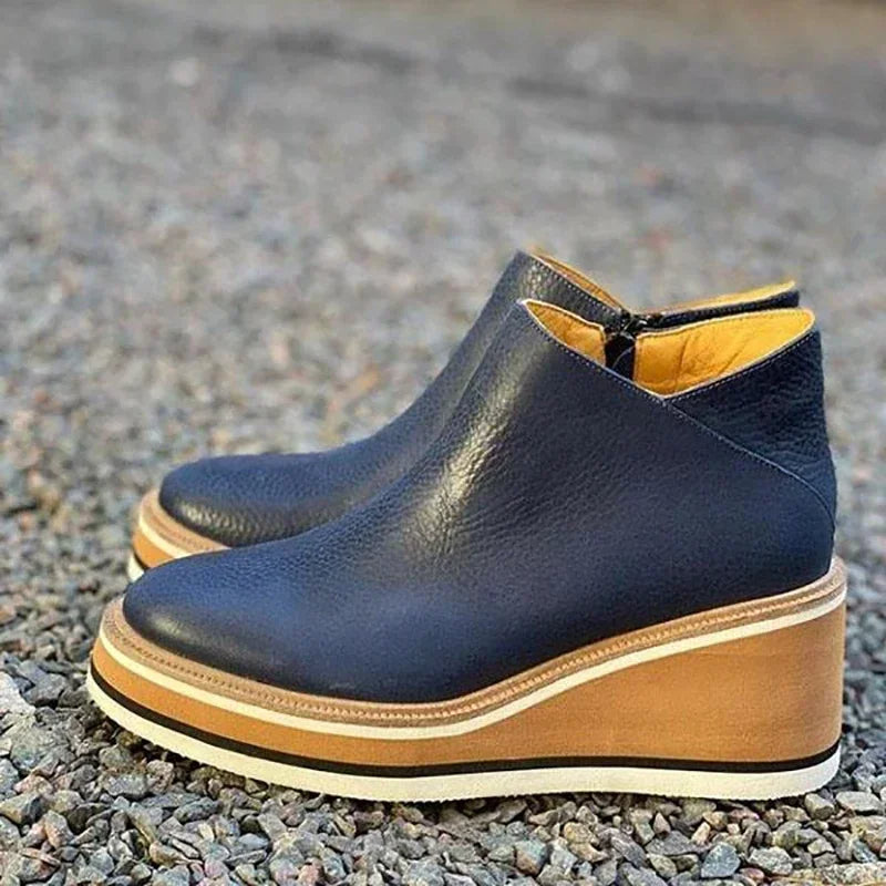 Women's Platform Chelsea Boots with Warm Lining for Winter Wear 5
