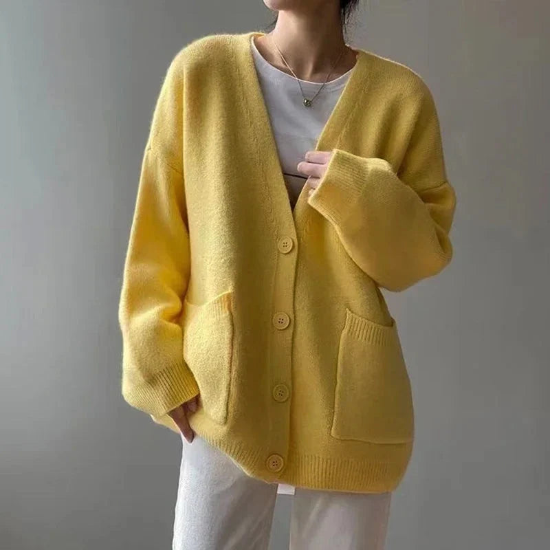 Women’s Relaxed Fit Button-Down Knitted Cardigan 0