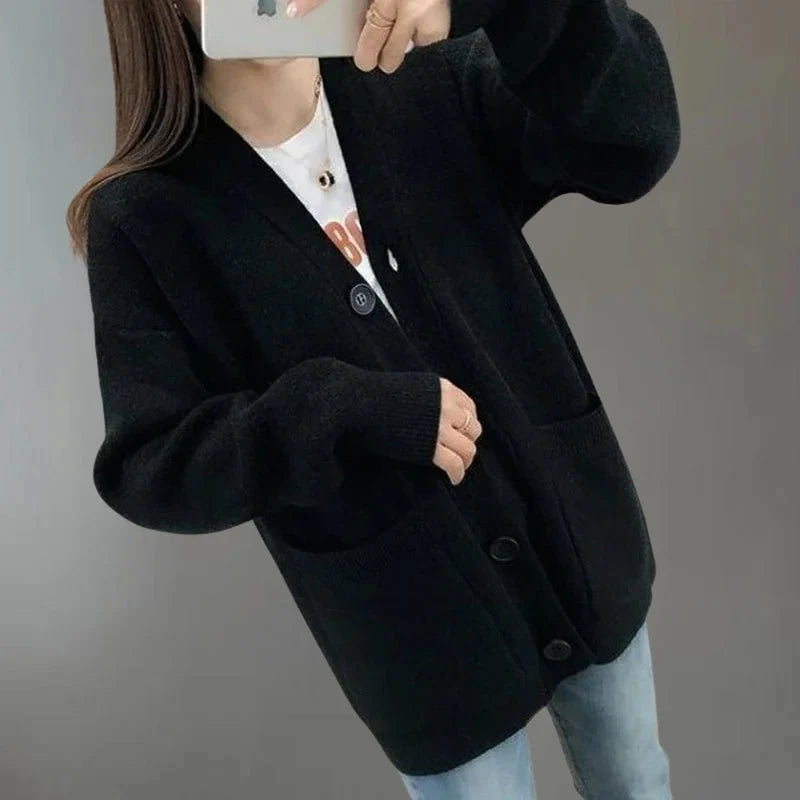 Women’s Relaxed Fit Button-Down Knitted Cardigan 1