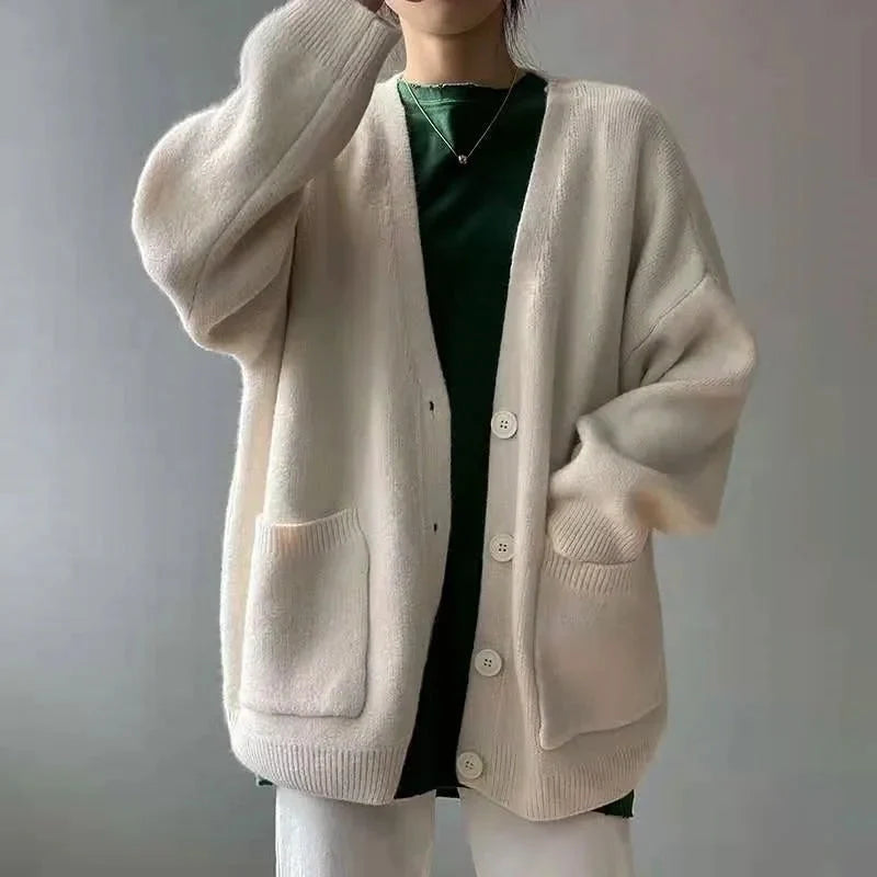 Women’s Relaxed Fit Button-Down Knitted Cardigan 2