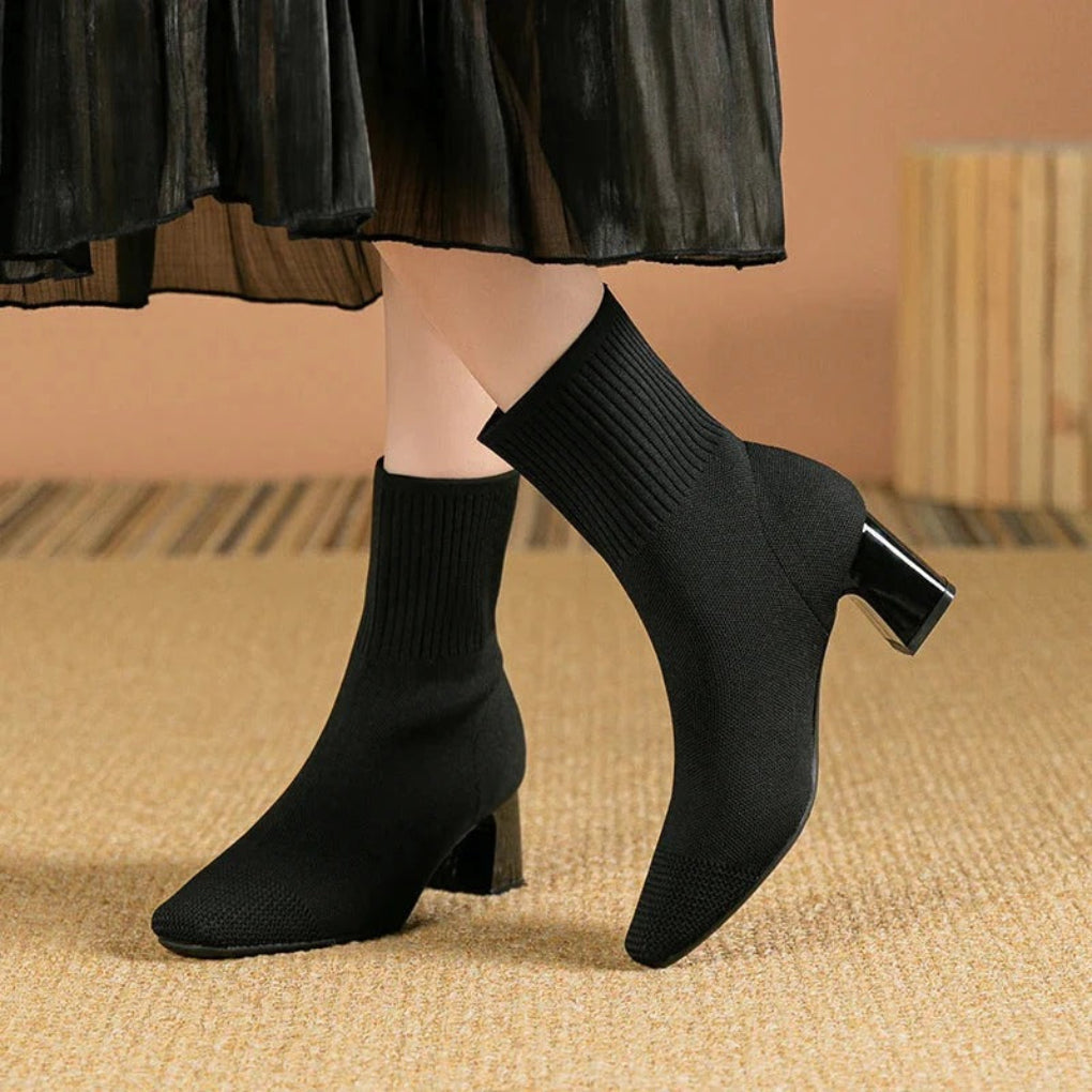Women’s Ribbed Knit Ankle Boots with Insulated Lining 0