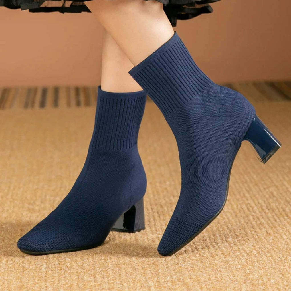Women’s Ribbed Knit Ankle Boots with Insulated Lining 1